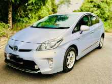 Toyota PRIUS S Limited 2015 Car