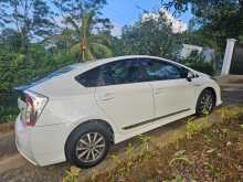 https://riyasewana.com/uploads/toyota-prius-s-22115134673.jpg