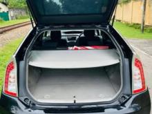 https://riyasewana.com/uploads/toyota-prius-s-2220555217896.jpg