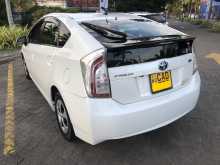 https://riyasewana.com/uploads/toyota-prius-s-23102213635.jpg