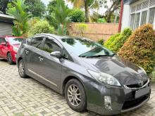 https://riyasewana.com/uploads/toyota-prius-s-2316565417975.jpg