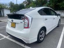 https://riyasewana.com/uploads/toyota-prius-s-23638496874.jpg