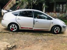 https://riyasewana.com/uploads/toyota-prius-s-241004596454.jpg