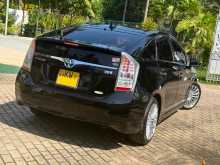 https://riyasewana.com/uploads/toyota-prius-s-2410594122742.jpg