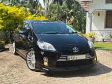 https://riyasewana.com/uploads/toyota-prius-s-2410595924272.jpg