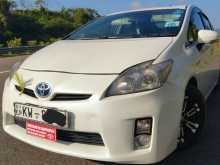 Toyota Prius S 2011 Car