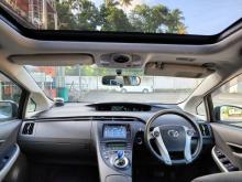 https://riyasewana.com/uploads/toyota-prius-s-242057376614.jpg