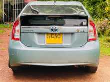 https://riyasewana.com/uploads/toyota-prius-s-2421275522642.jpg