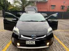 Toyota Prius S Touring 2013 Car