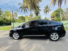 https://riyasewana.com/uploads/toyota-prius-s-2514125522932.jpg