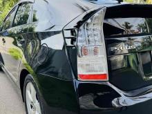 https://riyasewana.com/uploads/toyota-prius-s-2514142724501.jpg