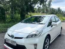 Toyota Prius S LED 2012 Car