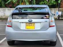 https://riyasewana.com/uploads/toyota-prius-s-2603224062.jpg