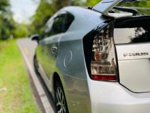 https://riyasewana.com/uploads/toyota-prius-s-261043536474.jpg