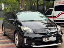 Toyota Prius S Touring 2012 Car