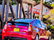 https://riyasewana.com/uploads/toyota-prius-s-2621144717804.jpg