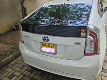 https://riyasewana.com/uploads/toyota-prius-s-269442510316.jpg