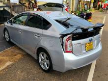 https://riyasewana.com/uploads/toyota-prius-s-271542216104.jpg