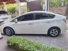 https://riyasewana.com/uploads/toyota-prius-s-271859226944.jpg