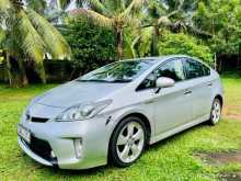 Toyota Prius S LED 2014 Car