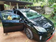https://riyasewana.com/uploads/toyota-prius-s-281519146354.jpg