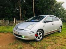 https://riyasewana.com/uploads/toyota-prius-s-28736166636.jpg