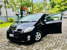 Toyota PRIUS S GRADE 2013 Car