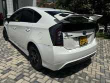 https://riyasewana.com/uploads/toyota-prius-s-2913313522063.jpg
