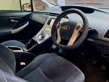 https://riyasewana.com/uploads/toyota-prius-s-292047036146.jpg