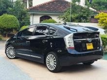 https://riyasewana.com/uploads/toyota-prius-s-29553524651.jpg