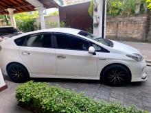 https://riyasewana.com/uploads/toyota-prius-s-297514224331.jpg