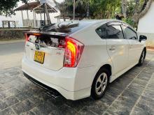 https://riyasewana.com/uploads/toyota-prius-s-29812066364.jpg