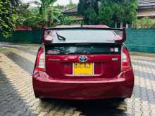 https://riyasewana.com/uploads/toyota-prius-s-301347464052.jpg