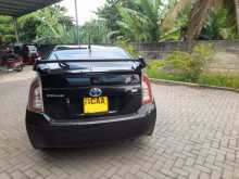 https://riyasewana.com/uploads/toyota-prius-s-30720324952.jpg
