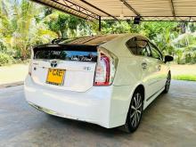 https://riyasewana.com/uploads/toyota-prius-s-308524617485.jpg