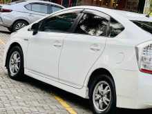 https://riyasewana.com/uploads/toyota-prius-s-310002622853.jpg