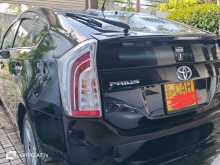 https://riyasewana.com/uploads/toyota-prius-s-31129594502.jpg