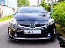 https://riyasewana.com/uploads/toyota-prius-s-3171142583.jpg