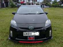 Toyota Prius S Touring 2010 Car