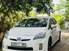 https://riyasewana.com/uploads/toyota-prius-s-37595722313.jpg