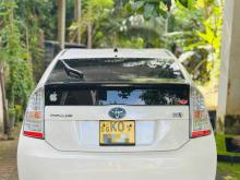 https://riyasewana.com/uploads/toyota-prius-s-38010524761.jpg