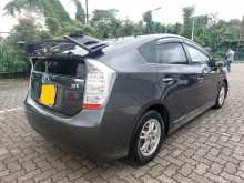 https://riyasewana.com/uploads/toyota-prius-s-4134633774.jpg