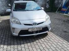 Toyota Prius S Grade 2013 Car