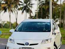 Toyota PRIUS S LIMITED 2014 Car