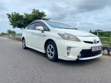 Toyota Prius S 2013 Car
