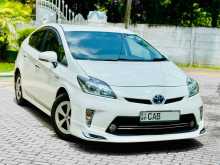 Toyota PRIUS S LED 2014 Car