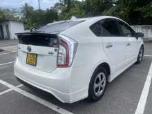https://riyasewana.com/uploads/toyota-prius-s-464152365.jpg