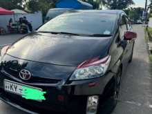 Toyota Prius S Touring 2011 Car