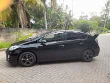 https://riyasewana.com/uploads/toyota-prius-s-4736544383.jpg
