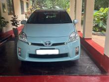 Toyota Prius S Touring 2010 Car